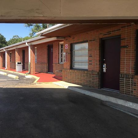 Best Value Inn Motel Sandusky Marianna Buitenkant foto
