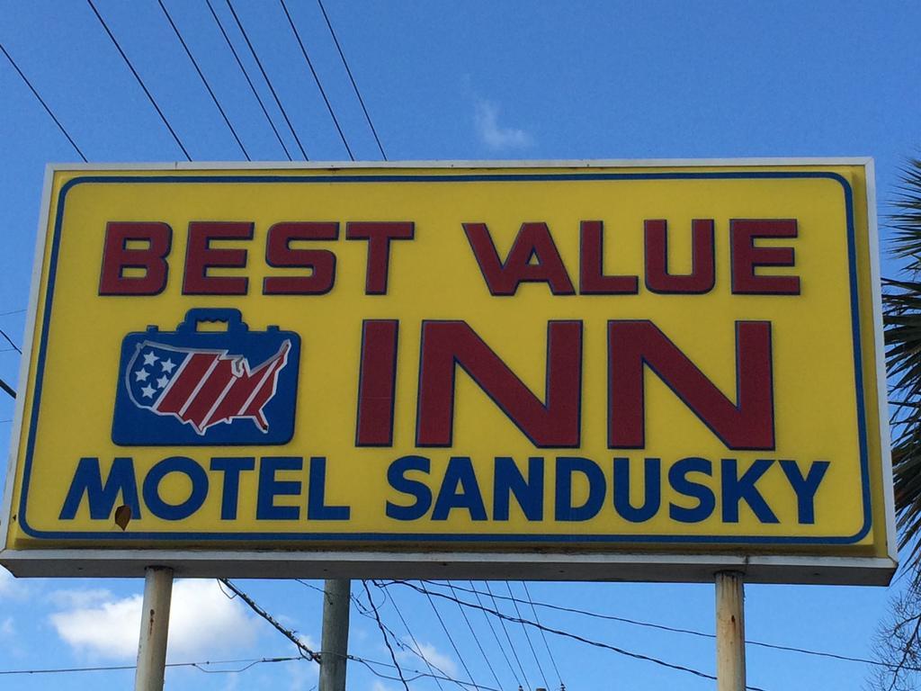 Best Value Inn Motel Sandusky Marianna Buitenkant foto