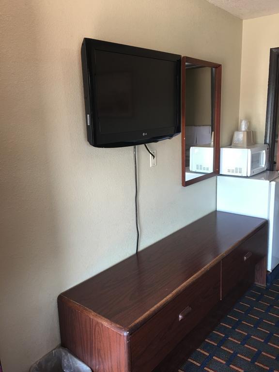Best Value Inn Motel Sandusky Marianna Buitenkant foto
